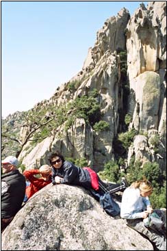 Fotografia di Nino Muzzu Gaia trale onde memorila rino solinas 2006 escursione al monte monti cugnana